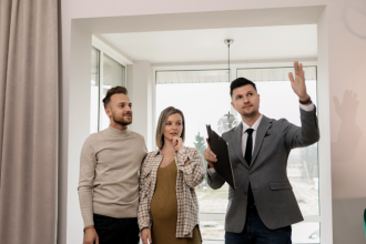 Alex Nabuco dos Santos explica o que define imóveis que envelhecem bem ou mal.