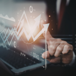 A experiência do usuário se tornou um diferencial competitivo invisível nos negócios digitais. Andre de Barros Faria explica por que o UX é estratégico.