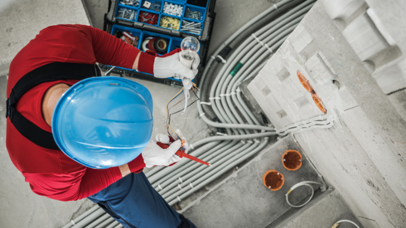 O avanço tecnológico no Canadá destaca a Liderroll como referência global em dutos, com liderança marcada por Paulo Roberto Gomes Fernandes.