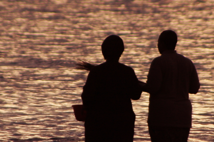 Pe. Jose Eduardo de Oliveira e Silva mostra como o batismo é o início de uma vida renovada pela fé e pela graça.