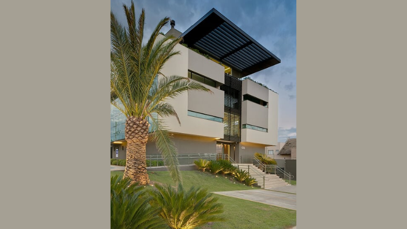 Rodrigo Gonçalves Pimentel analisa se a posse de terra arrendada pode ser juridicamente reconhecida como bem essencial em cenários de recuperação judicial.