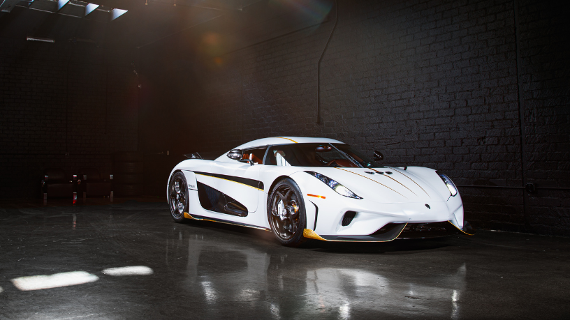 Conheça a revolução dos supercarros 100% elétricos na Extreme Motors 2025.